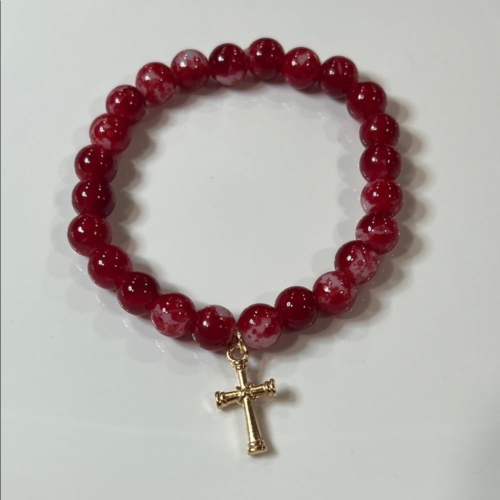 Chic Red Beaded Bracelet with Gold Cross Pendant